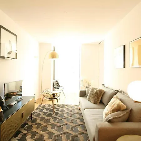 Trendy 1bd House In Old Town By Guestready * 리스본